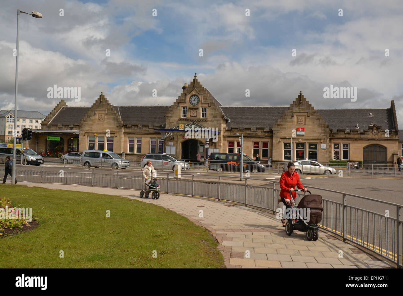 Stirling Railway Station, Scotland, UK - Außenansicht Stockfoto