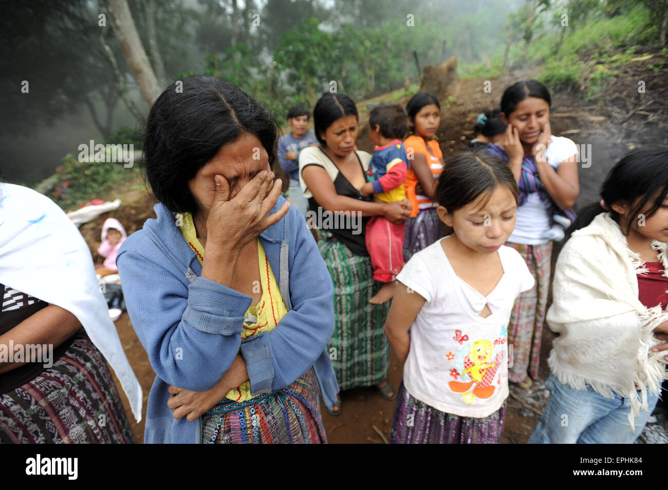 Beten Sie, Maya indigene Frauen, Guatemala. Stockfoto