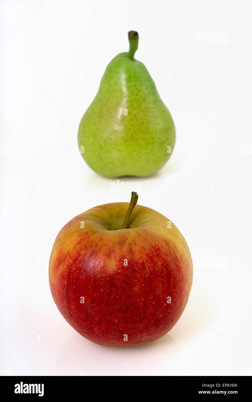 Rote Apfel- und grün Stockfoto