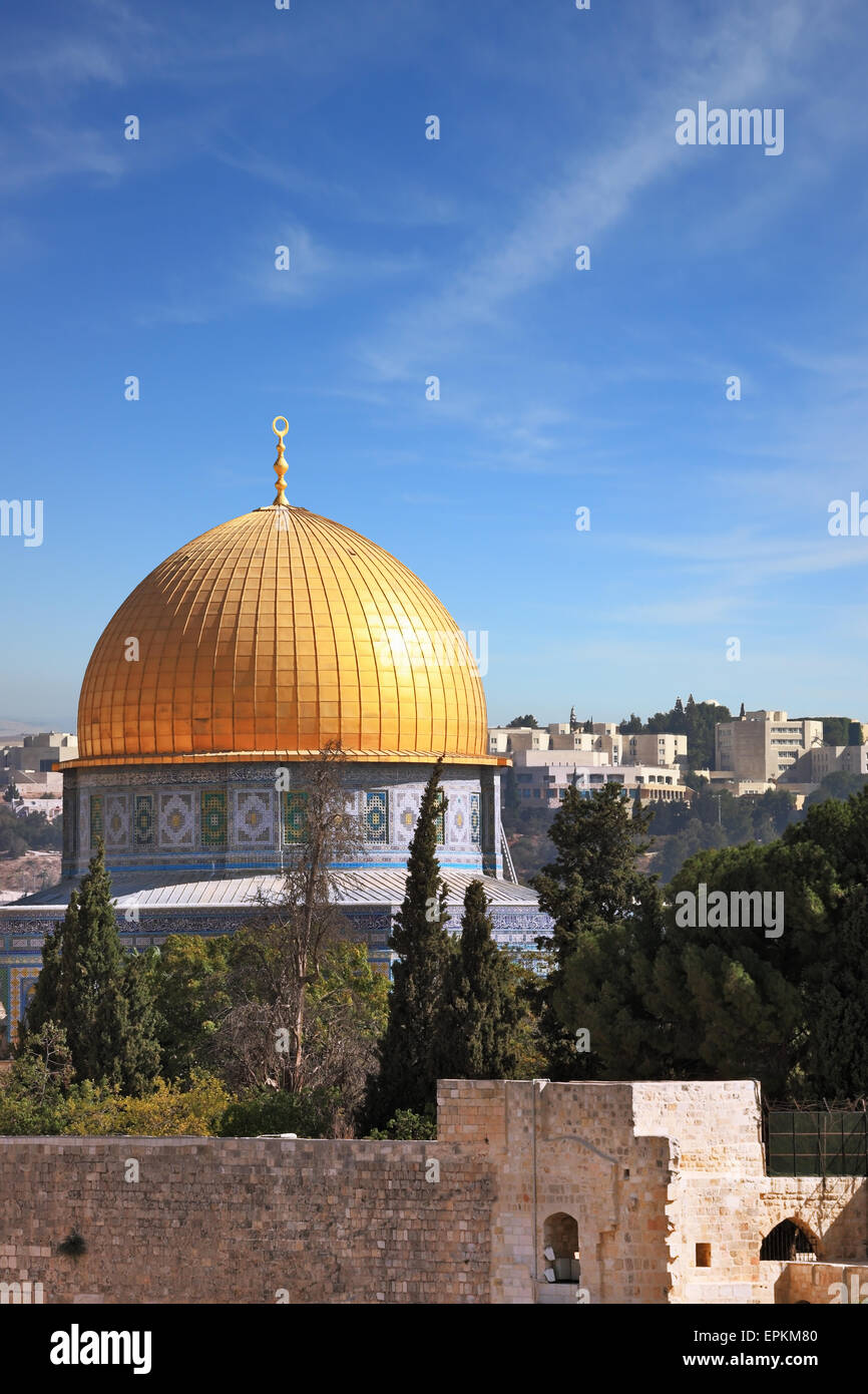 Die goldene Kuppel der Moschee Stockfoto