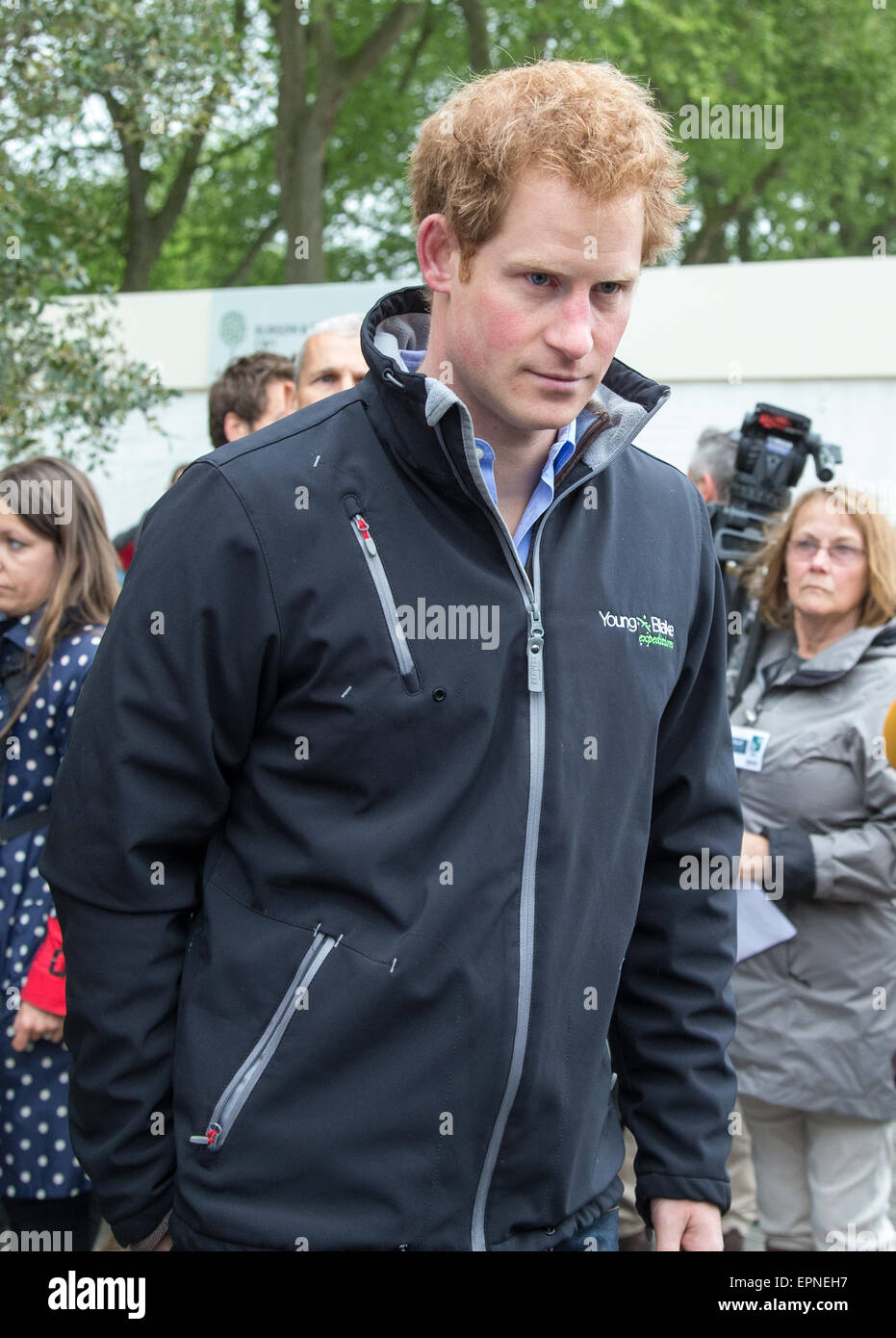Seine königliche Hoheit Prinz Harry auf der Chelsea Flower show besuchen Sentebale Nächstenliebe Garten unter dem Titel "Hope In Vunerability" Stockfoto
