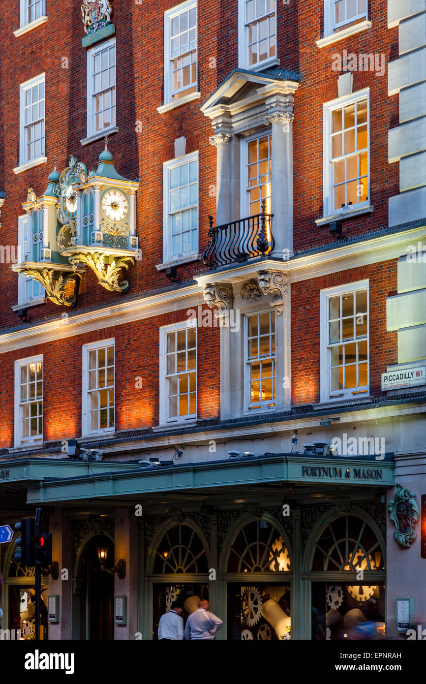 Fortnum & Mason Kaufhaus, Piccadilly, London, England Stockfoto Fortnum & Mason Kaufhaus, Piccadilly, London, England Stockfoto