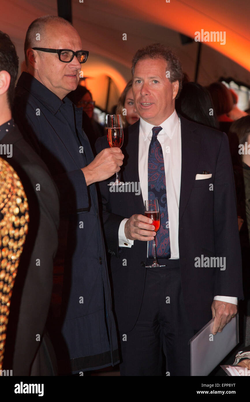 London, UK. 20. Mai 2015. Im Bild: David Armstrong-Jones, Viscount Linley, auch bekannt als David Linley Attens die Eröffnung der Foto-Londoner Kunstmesse von Boris Johnson im Somerset House. Die Messe ist vom 21. bis 24. Mai 2015 für die Öffentlichkeit geöffnet. Als die größte und wichtigste neue Fotografie Messe jemals in London inszenierte gefeiert. Es vereint mehr als 70 Galerien und bietet Vorträge, Vorführungen und Darbietungen. Foto: Bettina Strenske Stockfoto