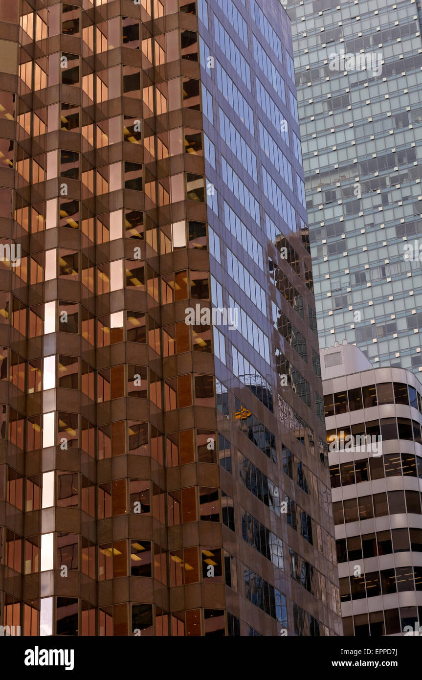 Glasfassaden der Bürotürme in Vancouver, BC, Kanada Stockfoto