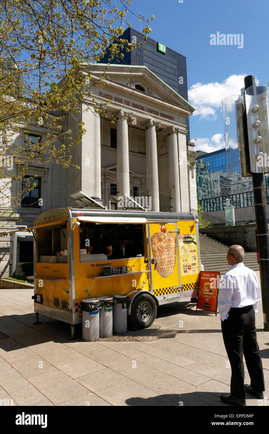 Orientalische Speisen LKW vor dem Gebäude der Vancouver Art Gallery, Vancouver, Britisch-Kolumbien, Kanada Stockfoto