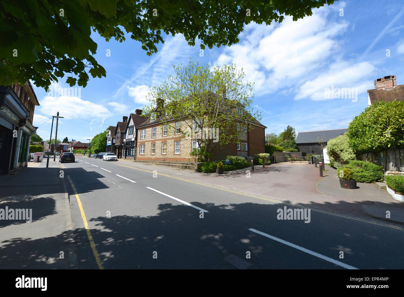 Walton-on-the-Hill High Street in Surrey Stockfoto