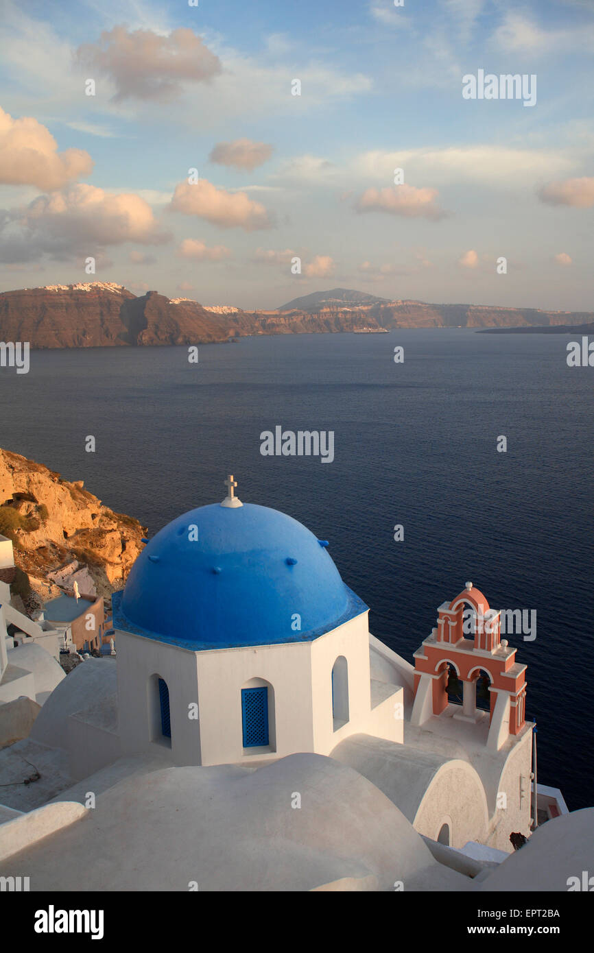 Kirche, Oia, Santorini, Griechenland Stockfoto