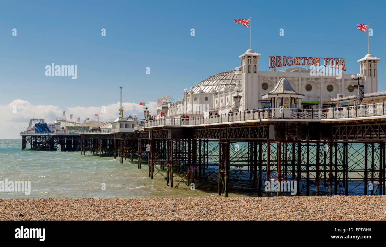 Blick auf das Brighton Marine Palace und Pier oder aka Palace Pier, ein Vergnügen Pier in Brighton, East Sussex, England, UK. Stockfoto