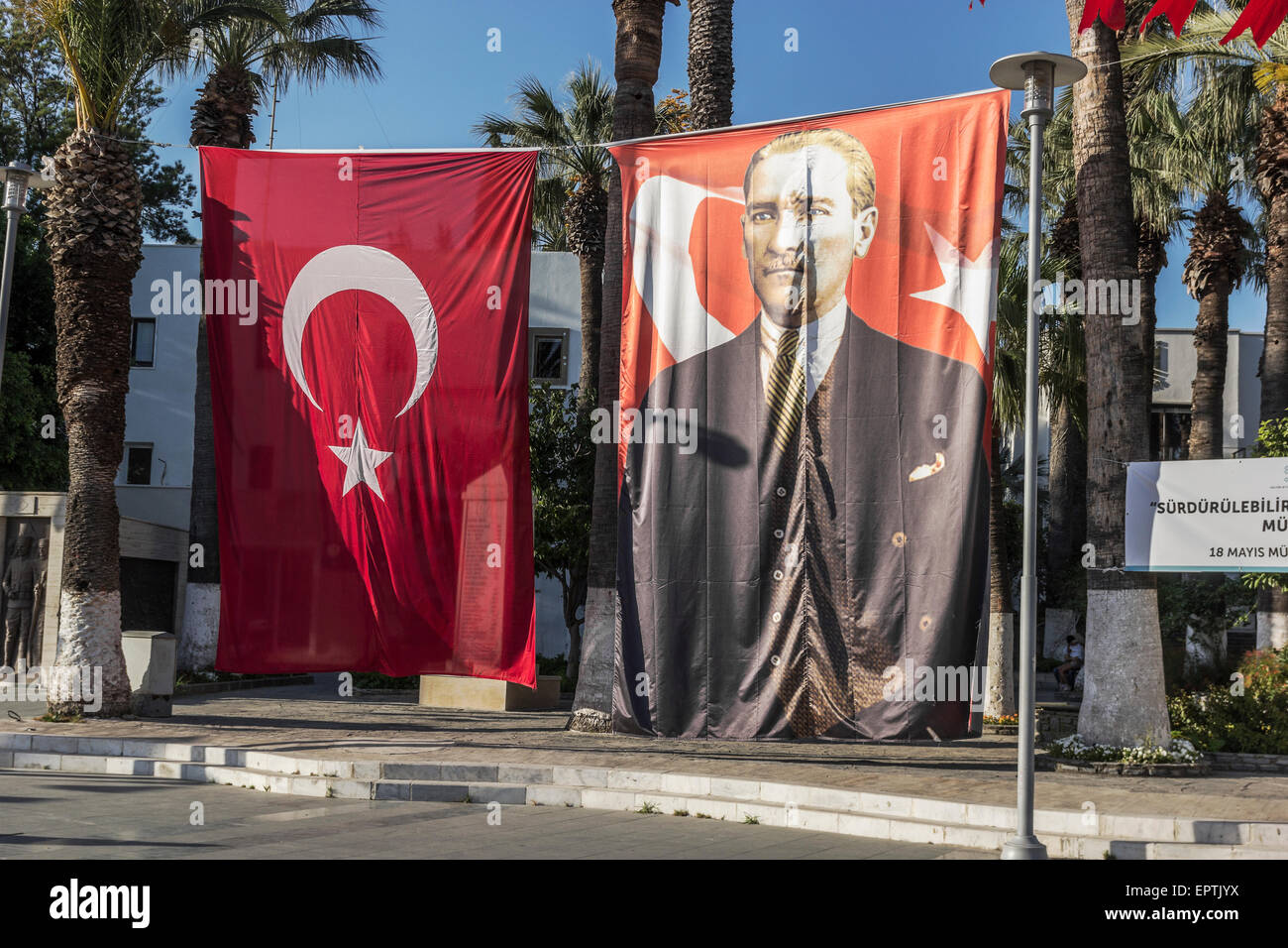 Banner in Bodrum Darstellung Präsident Erdogan die AKP-Partei im Vorfeld bis Juni 2015 türkischen Wahlen. Stockfoto