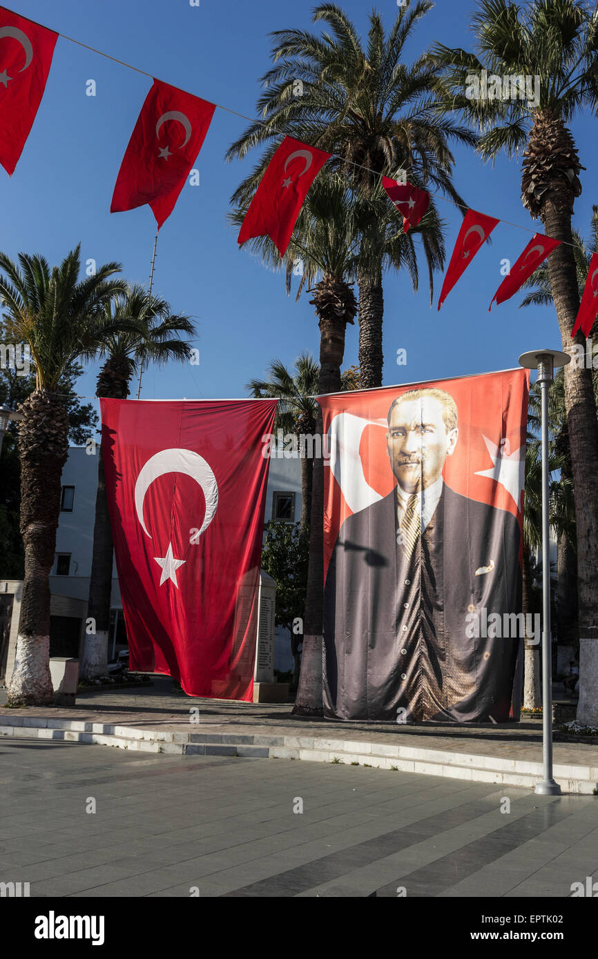 Banner in Bodrum Darstellung Präsident Erdogan die AKP-Partei im Vorfeld bis Juni 2015 türkischen Wahlen. Stockfoto