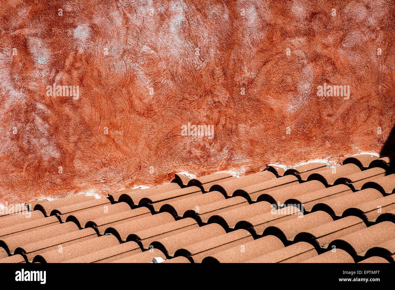 Terrakotta-Dachziegel Porto Torres Sardinien Italien Stockfoto