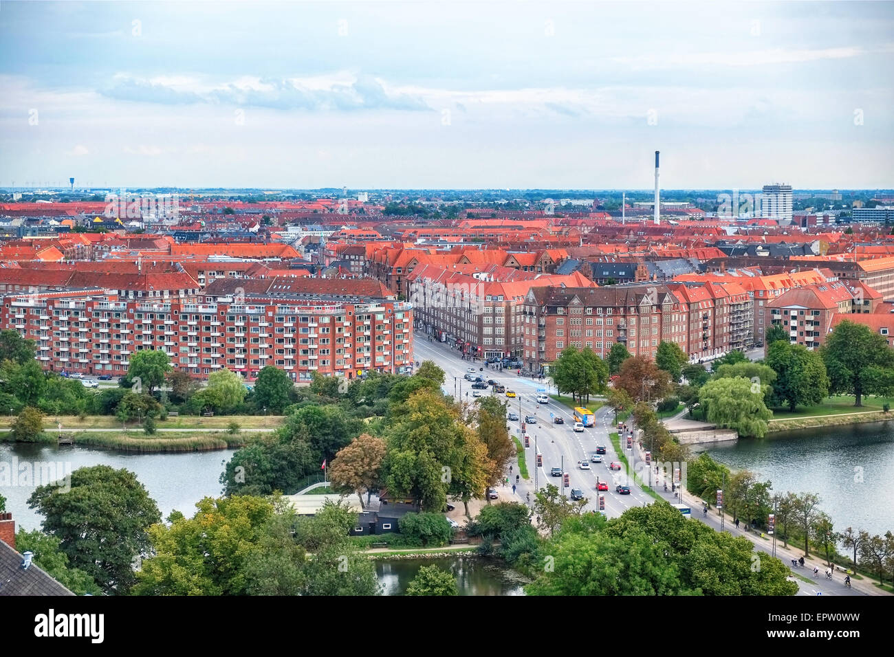 Die Vogelperspektive aus der Kirche unseres Erlösers auf die Knippelsbro (Englisch: Knippel Brücke) Brücke über den Inner Harbour Stockfoto