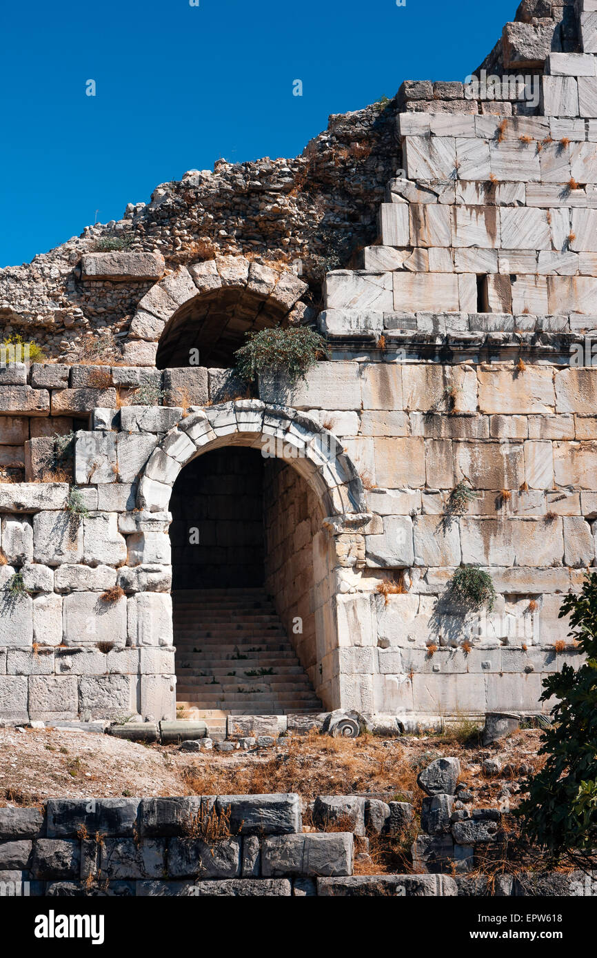Antikes Tor in Milet theater Stockfoto