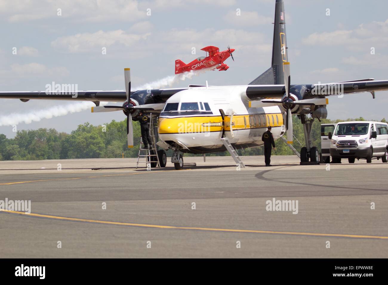 Oracle Kunstflug Flugzeug geflogen von Sean D Tucker bei großen New England Airshow, Westover Air Reserve Base, Massachusets, USA Stockfoto