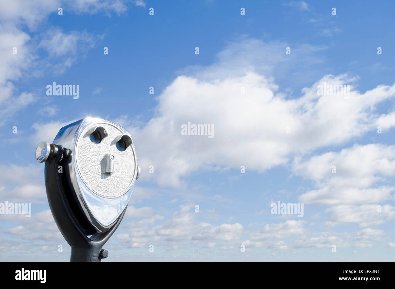 Blick auf Münze betrieben Fernglas Stockfoto