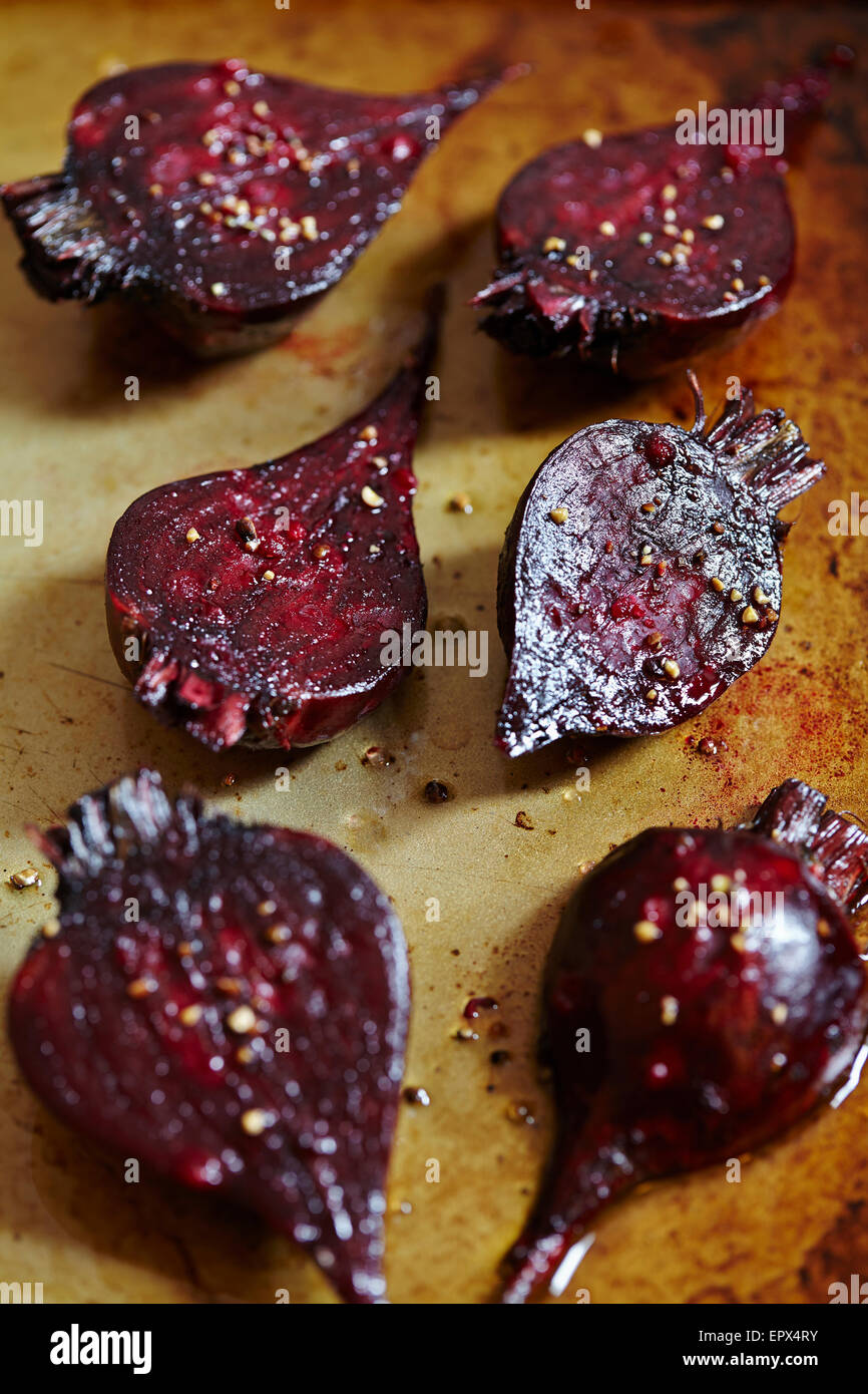 Rote Beete gekocht mit Gewürzen Stockfoto