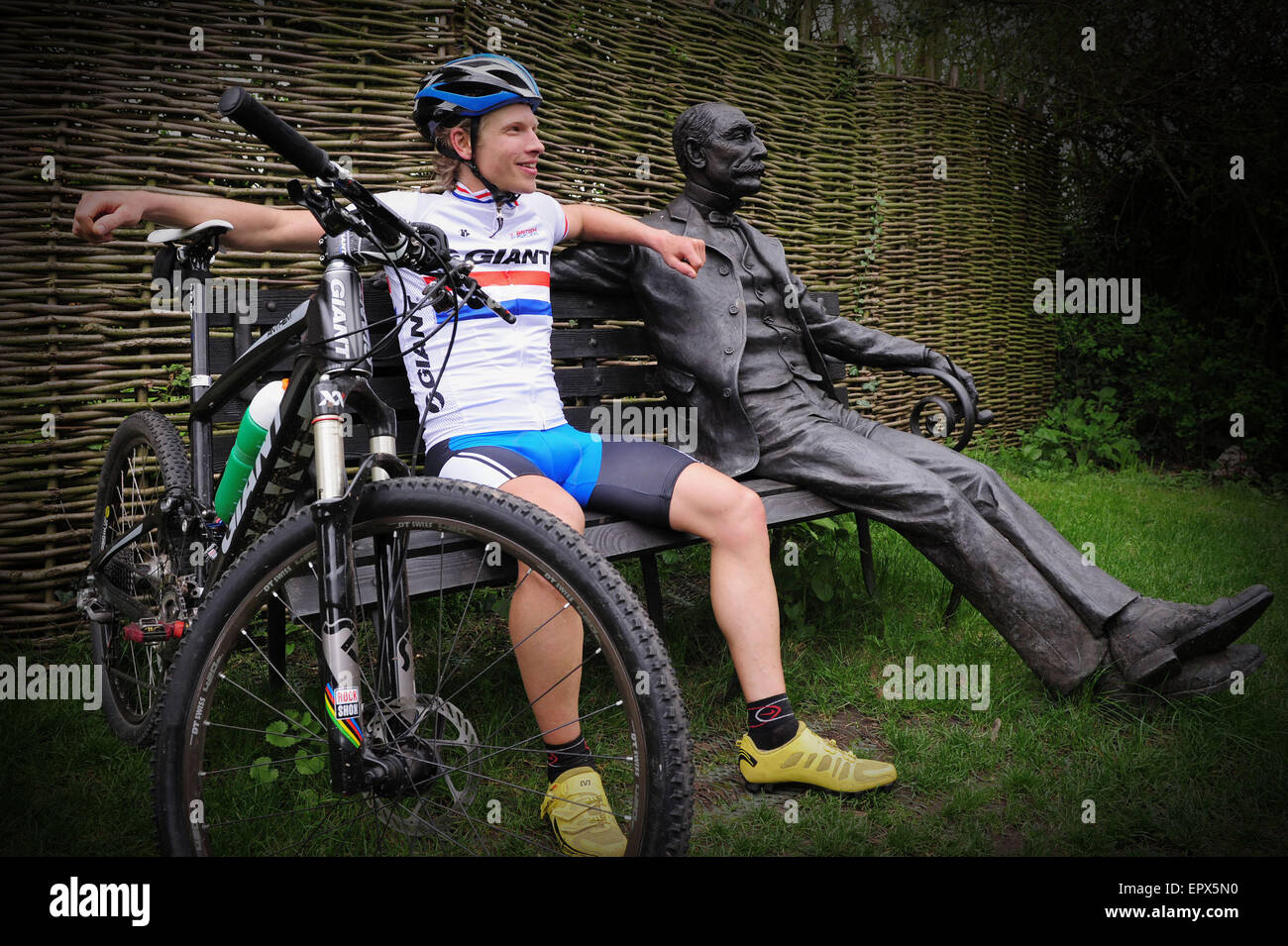 Liam Killenn Mountainbiker Edward Elgar Stockfoto