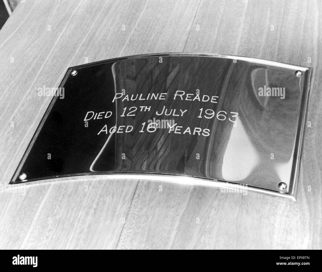Beerdigung von Pauline Reade, 6. August 1987.   Die Überreste von Pauline Reade, fanden im Saddleworth Moor, in der Nähe von Oldham, in den frühen Morgenstunden des 1. Juli 1987. Pauline Reade wurde entführt und getötet von Ian Brady und Myra Hindley auf 12. Juli 1963.  Die Mauren Stockfoto