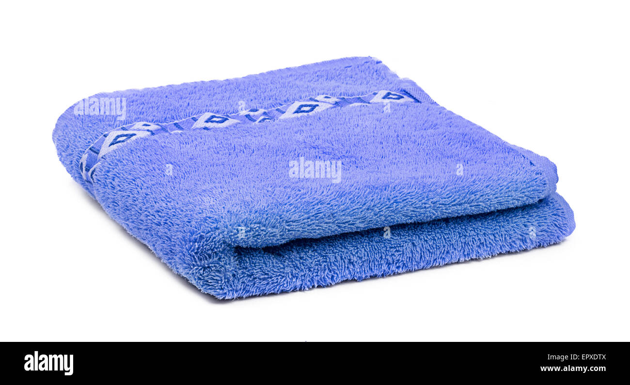 Blaues Handtuch auf weißem Hintergrund Stockfoto
