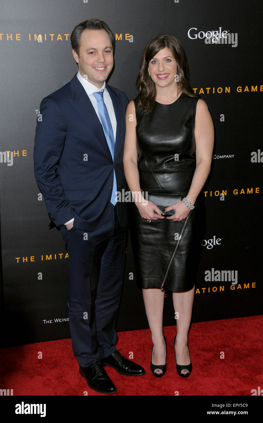 New Yorker Premiere von "The Imitation Game" im Ziegfeld Theatre - Red Carpet Ankünfte Featuring: Ido Ostrowsky, Nora Grossman Where: New York City, USA bei: Kredit-17. November 2014: Ivan Nikolov/WENN.com Stockfoto