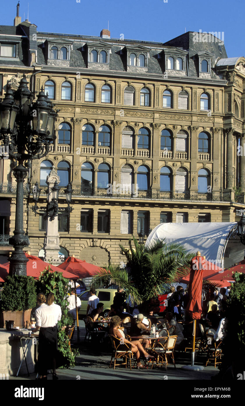 DEU, Deutschland, Hessen, Frankfurt, Haus an der Oper Quadrat.  DEU, Deutschland, Hessen, Frankfurt Am Main, Haus bin Opernplatz. Stockfoto