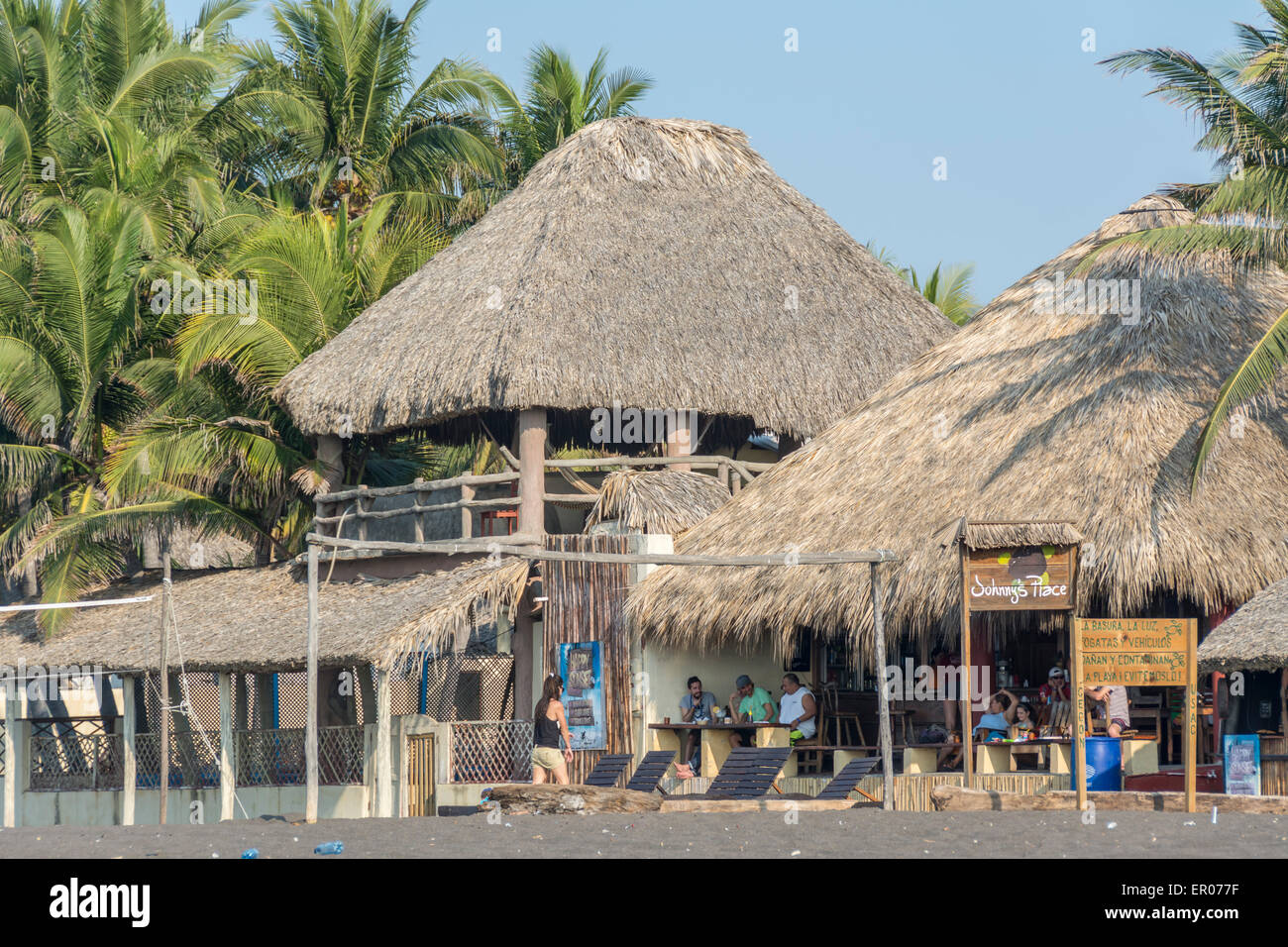 Hotel am Strand von Monterrico Guatemala Stockfoto