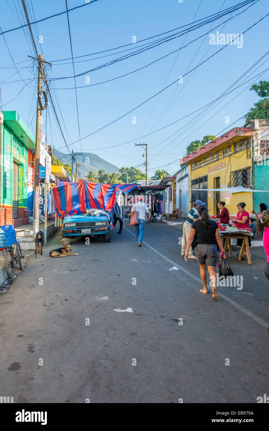 Straßenmarkt in Guazacapan Guatemala Stockfoto