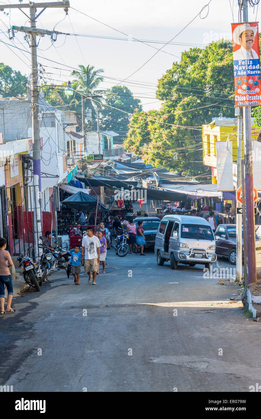Straßenmarkt in Guazacapan Guatemala Stockfoto