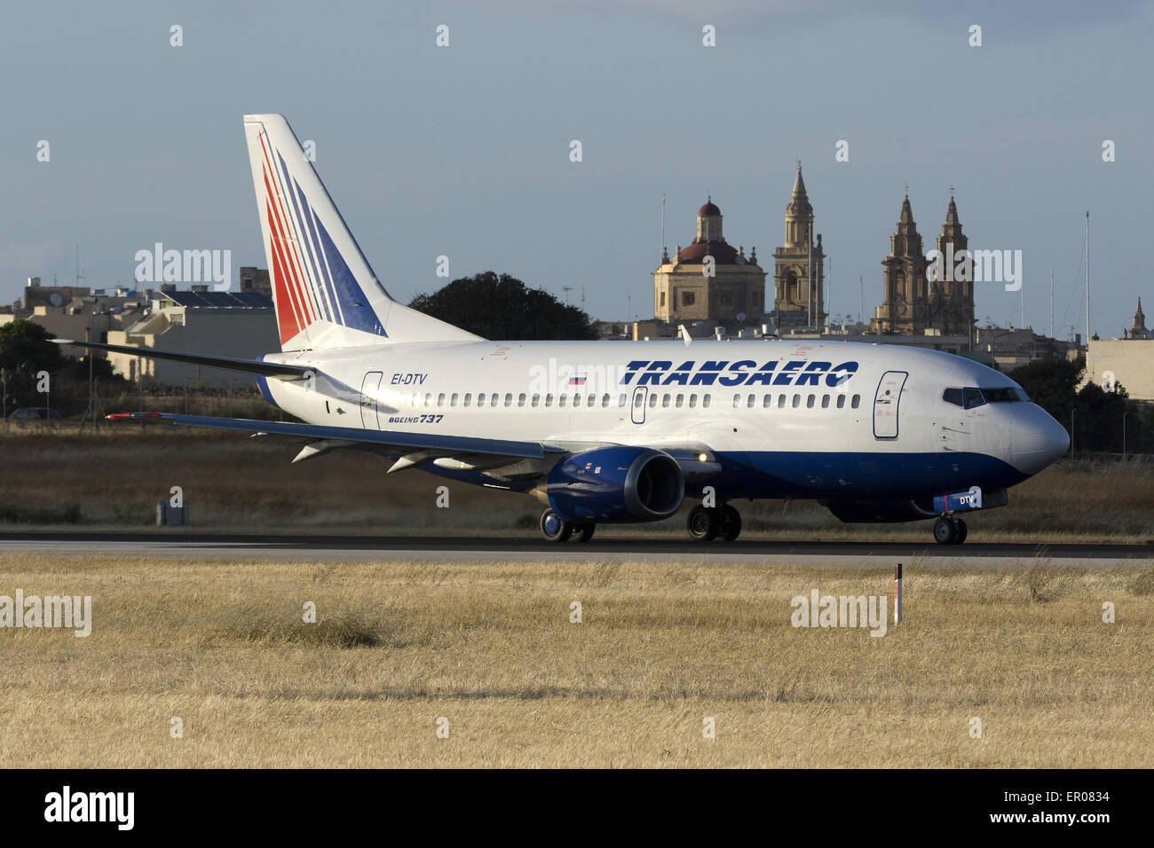 "Transaero" Boeing 737 Vorbereitung nehmen Sie zurück in die Ukraine Stockfoto