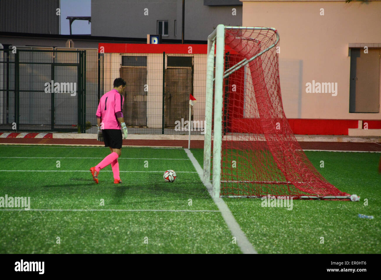 Gibraltar. 24. Mai 2015. Linocln rot Imps wurden gekrönt Fußball Champions League in Gibraltar nach dem Gewinn ihrer Finale 9: 0 gegen die Löwen. Lincoln rot Imps werden diesen Sommer zum zweiten Mal nach der erfolgreichen Verteidigung ihren Titel in der Champions-League-Qualifikation spielen. Nächste Woche werden sie in der Rock-Cup-Finale gegen Lynx spielen. Bildnachweis: Stephen Ignacio/Alamy Live-Nachrichten Stockfoto