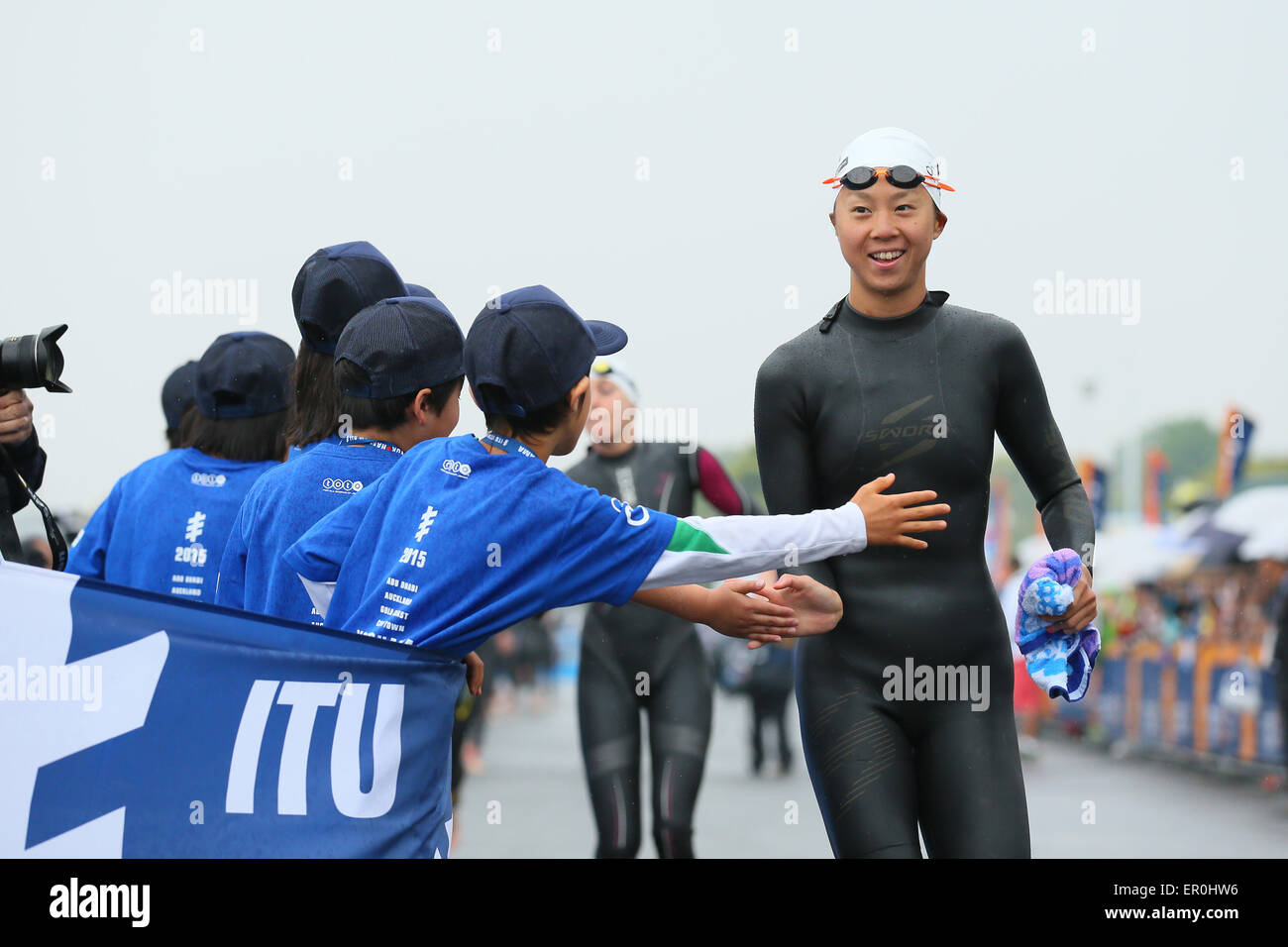 Stadt Yokohama, Kanagawa, Japan. 16. Mai 2015. Yuka Sato (JPN) Triathlon: 2015 ITU World Triathlon Serie Yokohama Women Elite in der Stadt Yokohama, Kanagawa, Japan. © YUTAKA/AFLO SPORT/Alamy Live-Nachrichten Stockfoto