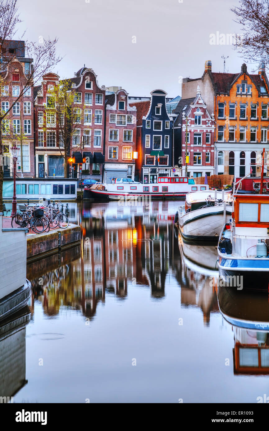 Überblick über Amsterdam in den Niederlanden am Morgen Stockfoto