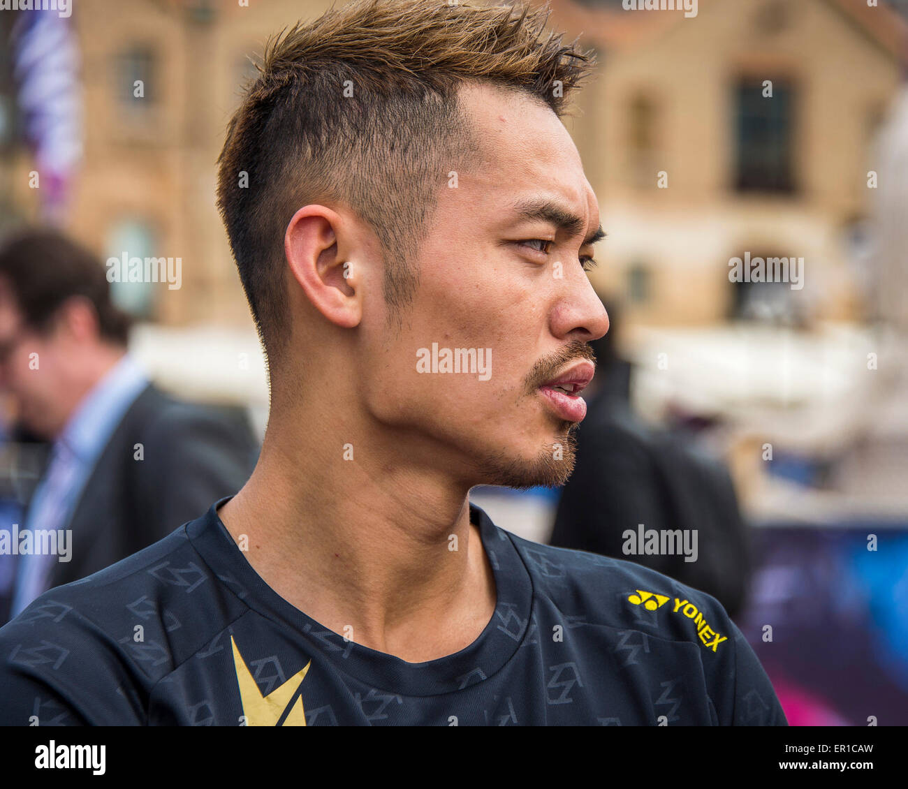 Sydney, Australien - 25. Mai 2015: Olympiasieger und Dolce und Gabbana Marke Amabassador Lin Dan aus China besuchte ein Foto-Shooting vor der australischen Badminton Open 2015 in Sydney. Bildnachweis: MediaServicesAP/Alamy Live-Nachrichten Stockfoto