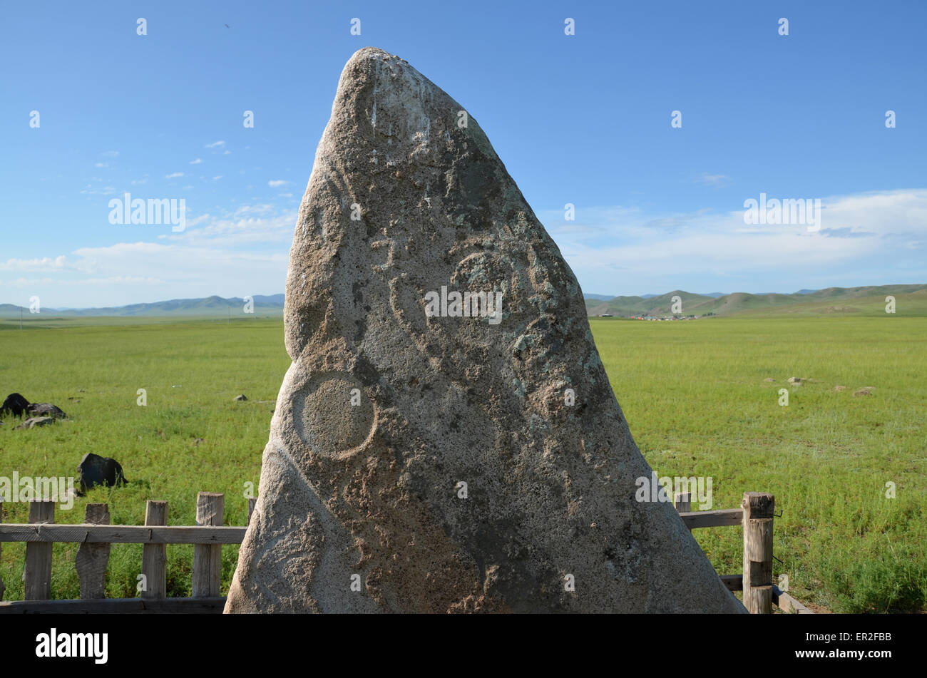 Detail von einem Hirsch Stein in dem Dorf Orkhon, Bulgan Provinz, Mongolei. Hirschsteine sind antiken gravierten Denkmäler. Stockfoto