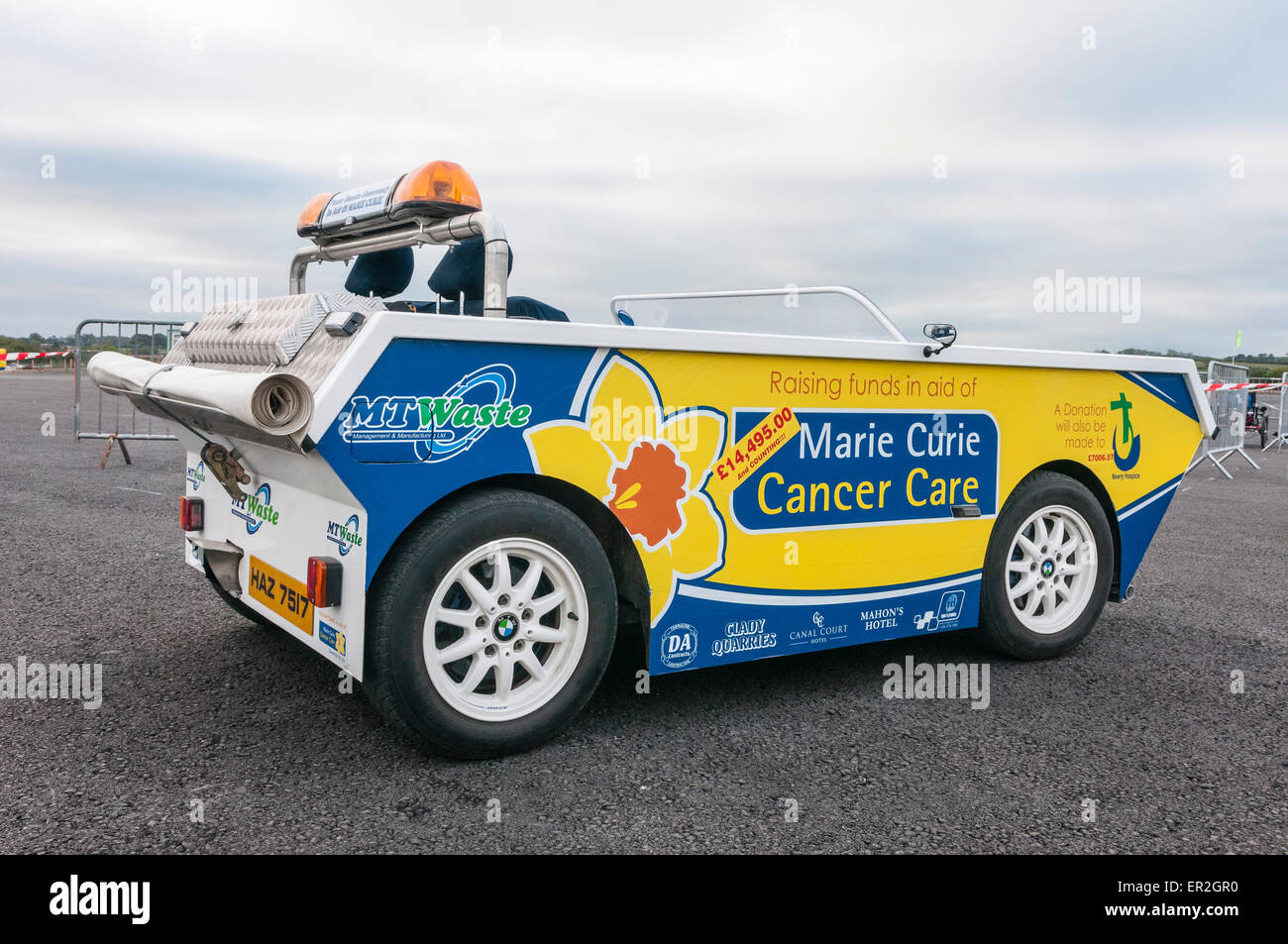 Die MT Abfälle "Skip Car", gebaut, um Spendengelder für Marie Curie Cancer Care Stockfoto