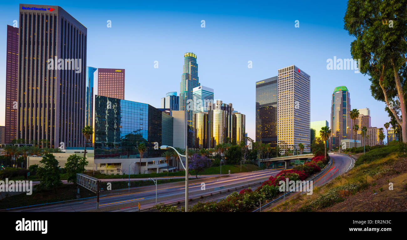 Los Angeles, häufig bekannt durch seine Initialen L.A., ist die bevölkerungsreichste Stadt im US-Bundesstaat Kalifornien. Stockfoto