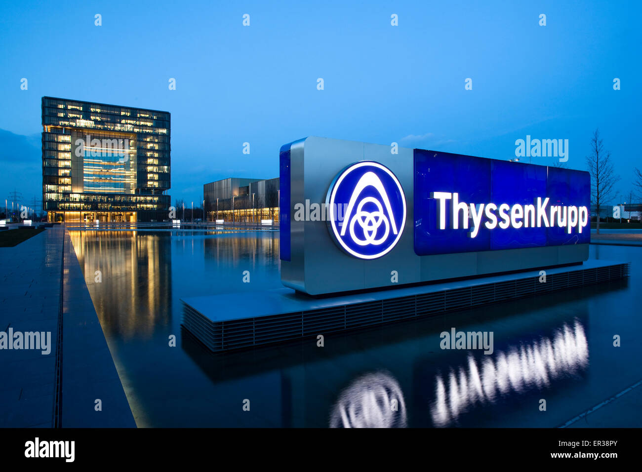 Europa, Deutschland, Nordrhein-Westfalen, Essen, ThyssenKrupp Quartier, neuer Hauptsitz der Firma ThyssenKrupp in Essen-Alte Stockfoto