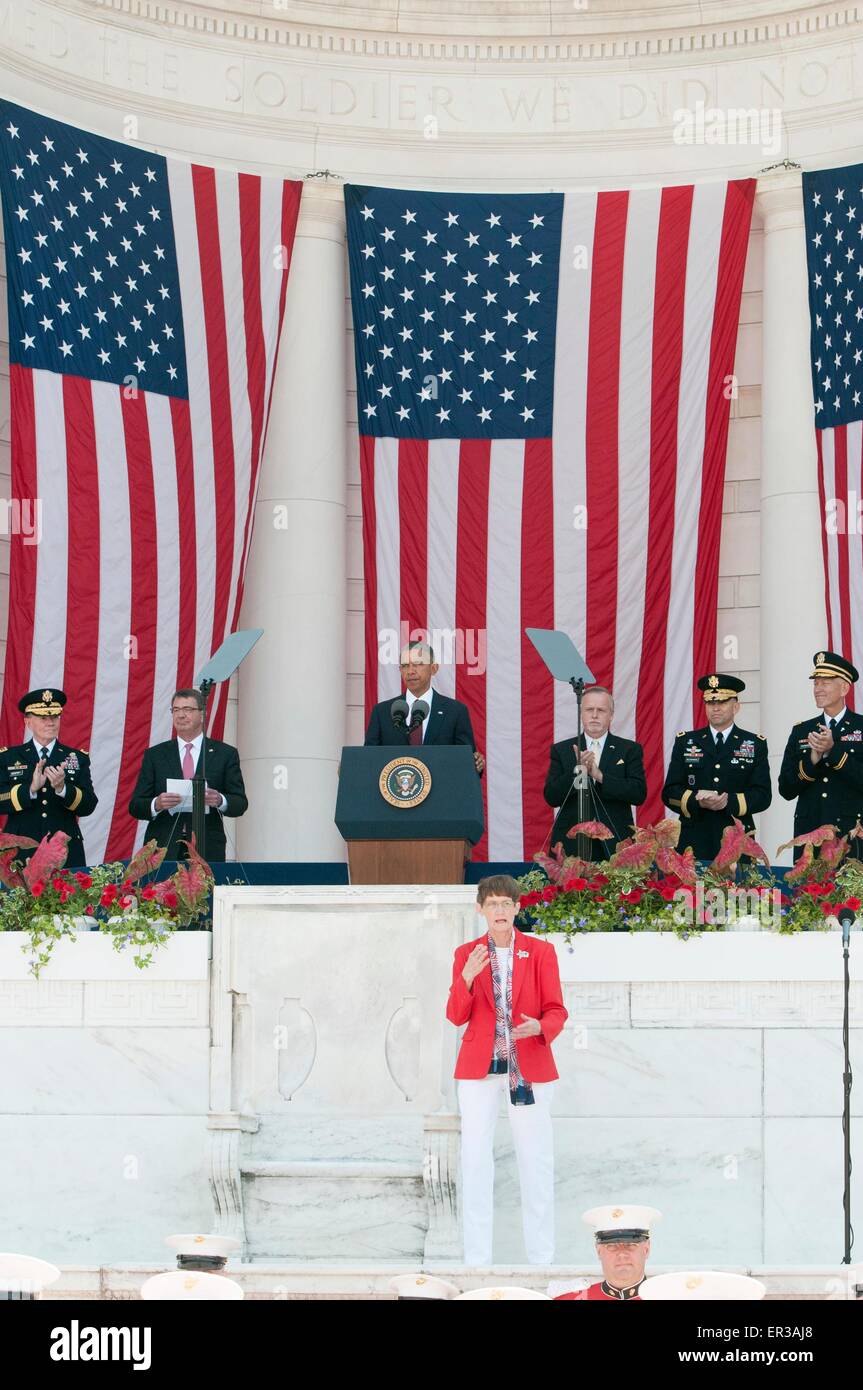 US-Präsident Barack Obama gibt die traditionelle Memorial Day-Adresse von Arlington Staatsangehörig-Kirchhof 25. Mai 2015 in Arlington, Virginia. Stockfoto