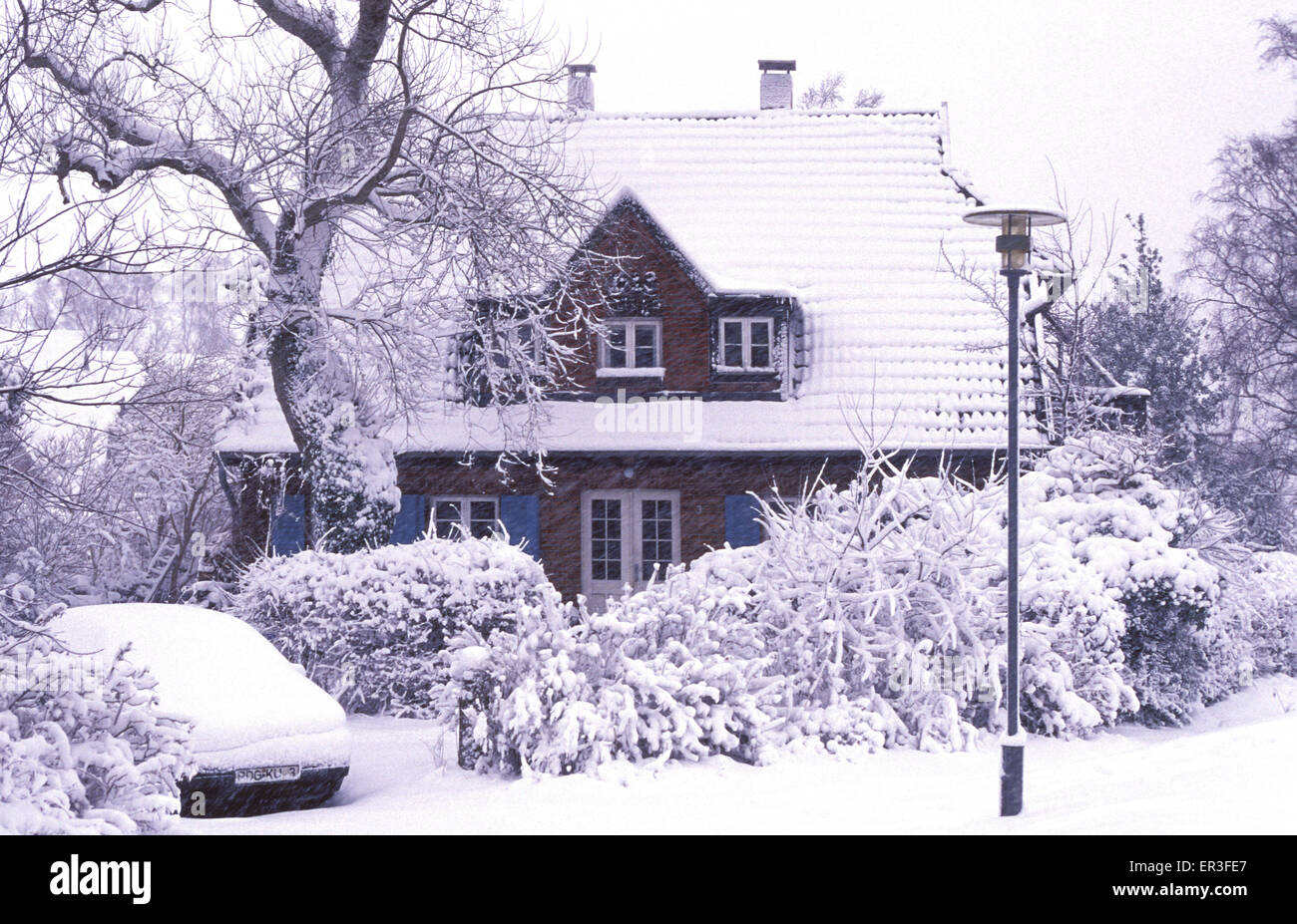 DEU, Deutschland, Mecklenburg-Vorpommern, winter in Ahrenshoop-Niehagen an der Ostsee Haus.  DEU, Deutschland, Mecklenb Stockfoto