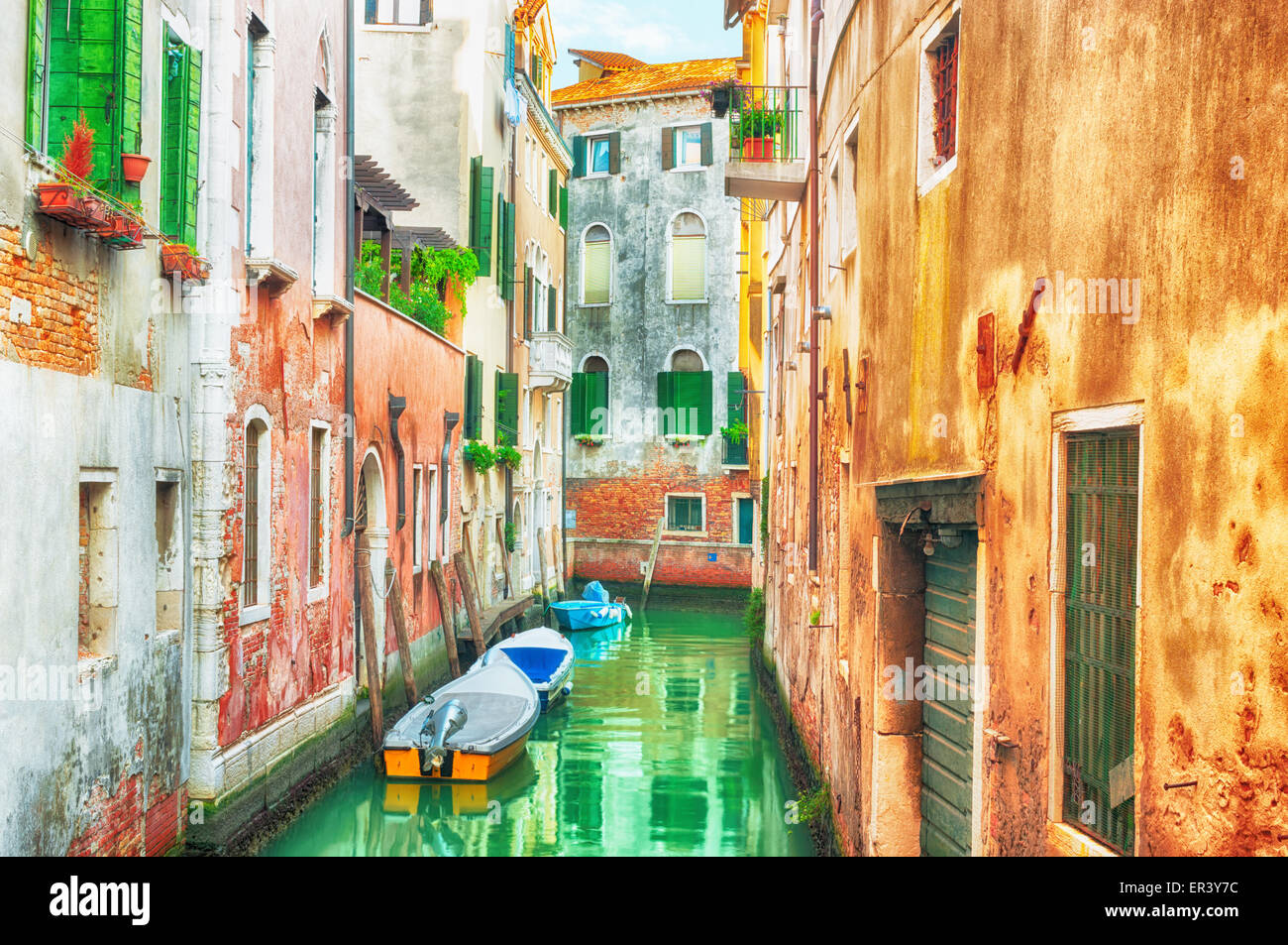 HDR - schmalen Kanal in Venedig, Italien. Stockfoto