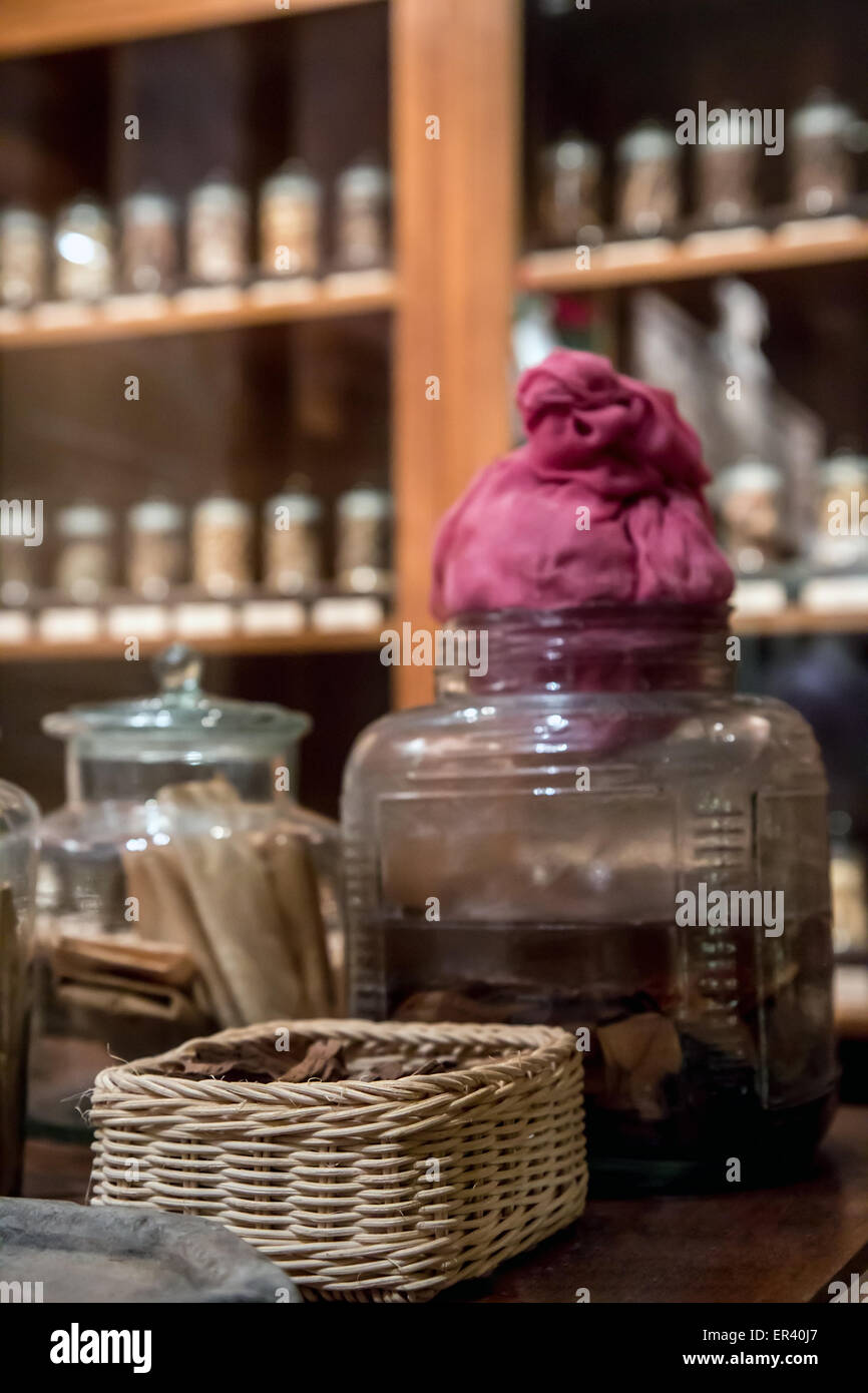 Traditionelle chinesische Medizin Apotheke Stockfoto