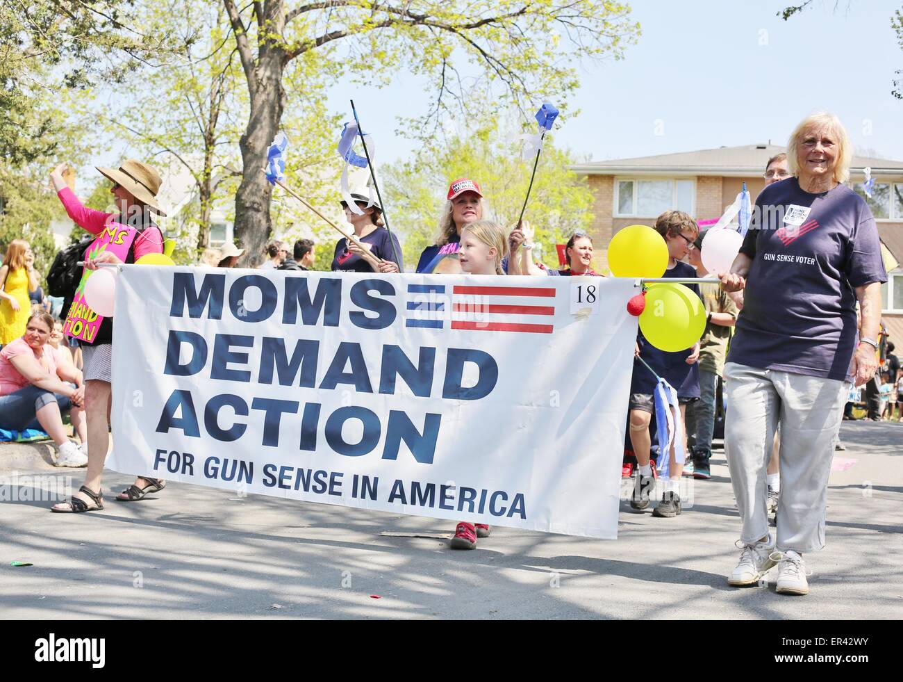 Mütter März für Waffenkontrolle in Minneapolis, Minnesota. Stockfoto