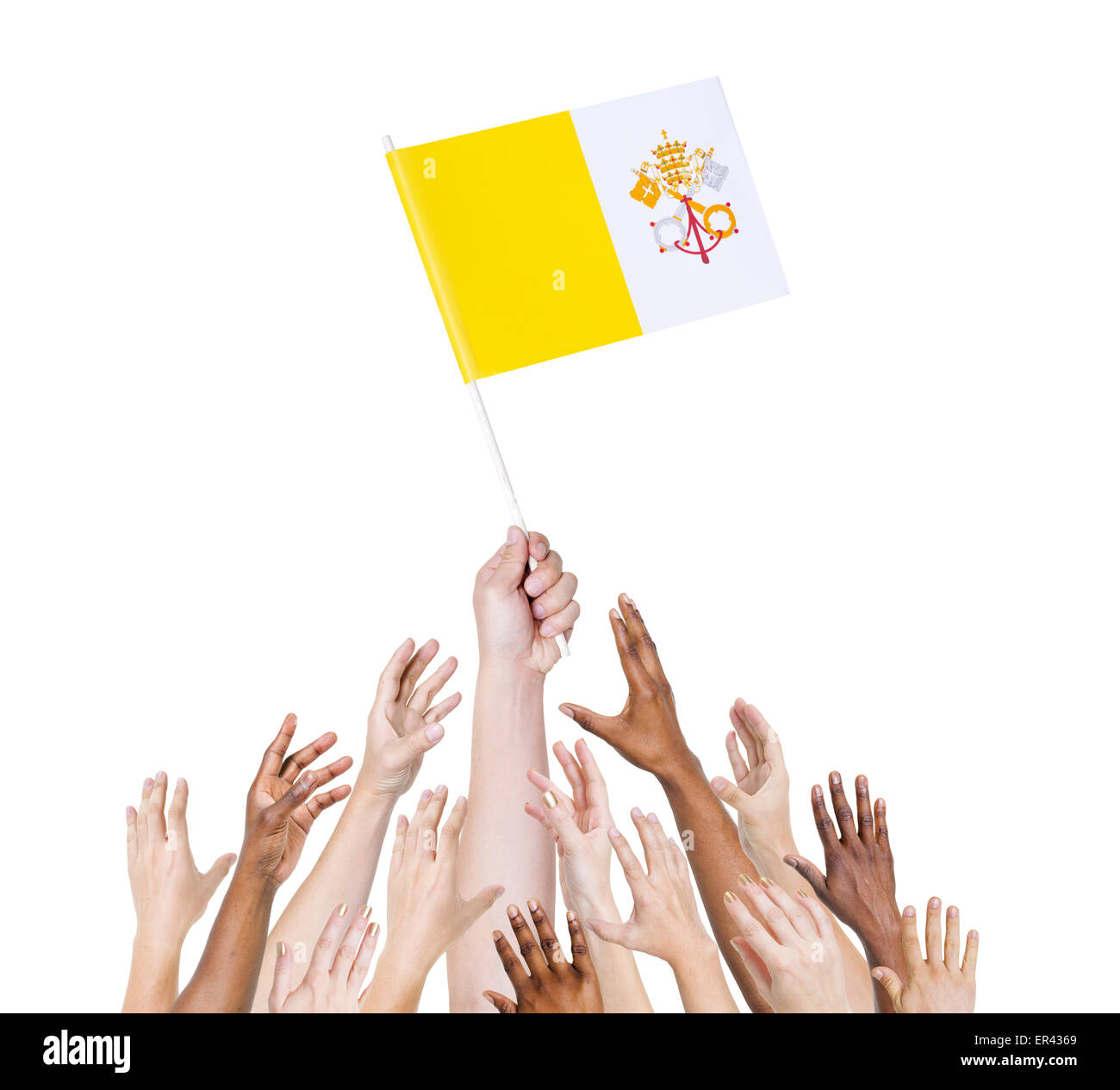 Menschliche Hand, die Flagge der Vatikanstadt unter multi-ethnischen Gruppe von Menschen hand Stockfoto