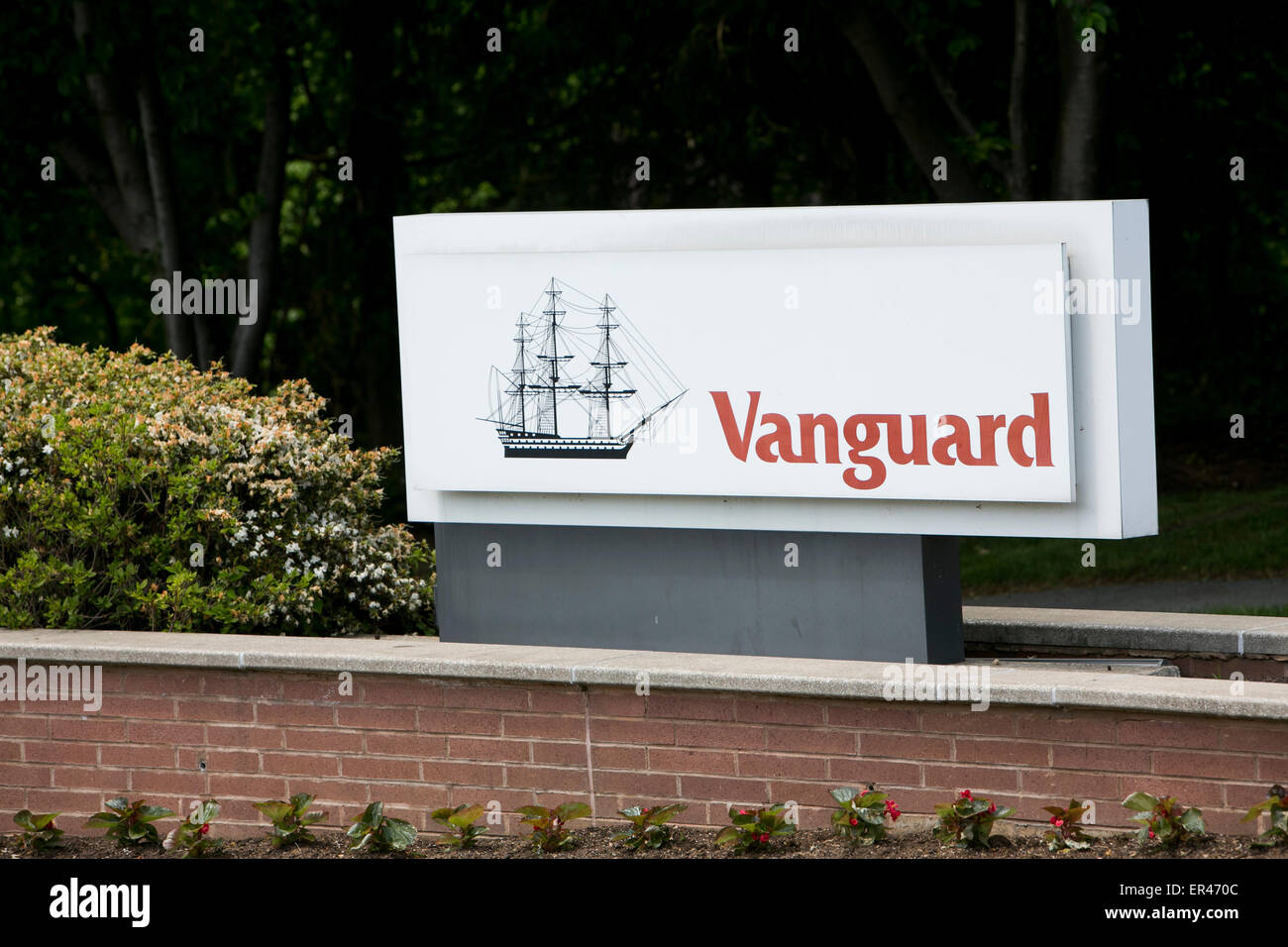 Ein Logo Zeichen außerhalb der Sitz der Kapitalanlagegesellschaft, die Vanguard Group. Stockfoto