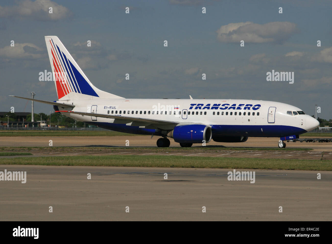 "TRANSAERO" 737 700 Stockfoto