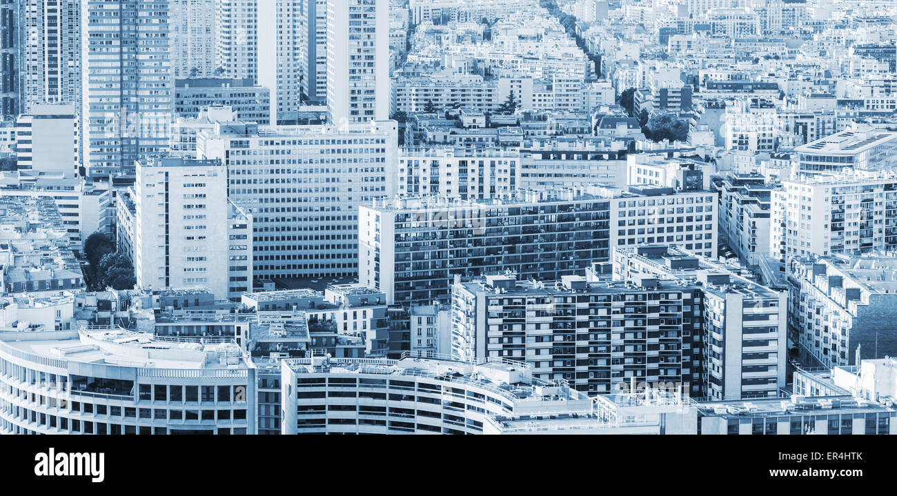 Moderne Großstadt-Hintergrund, blau getönten Panorama-Foto Stockfoto