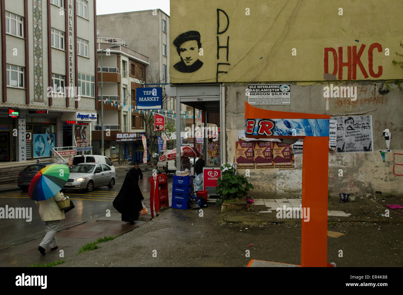 Türkische Revolutionäre Volkspartei Liberation Party – Front DHK-C Graffiti, Istanbul. Stockfoto