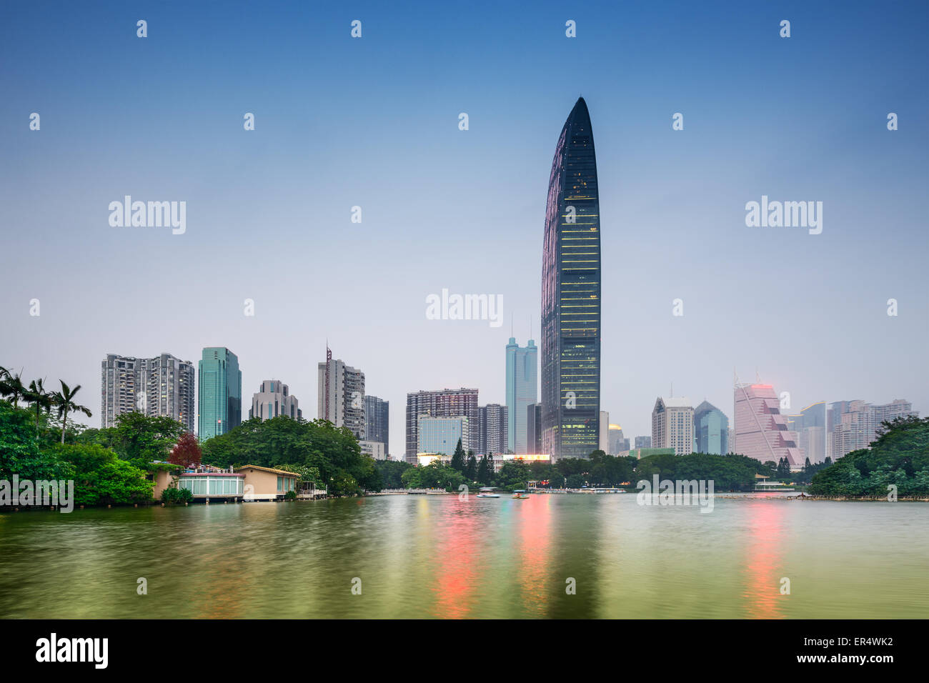 Skyline von Litschi Park Innenstadt Shenzhen, China. Stockfoto