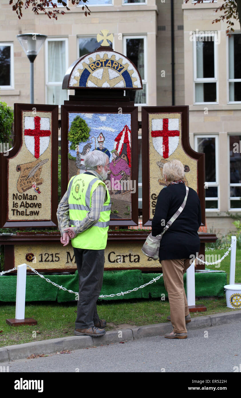 Derbyshire gut Dressing feiert 800 Jahre der Magna Carta am Wirksworth Stockfoto