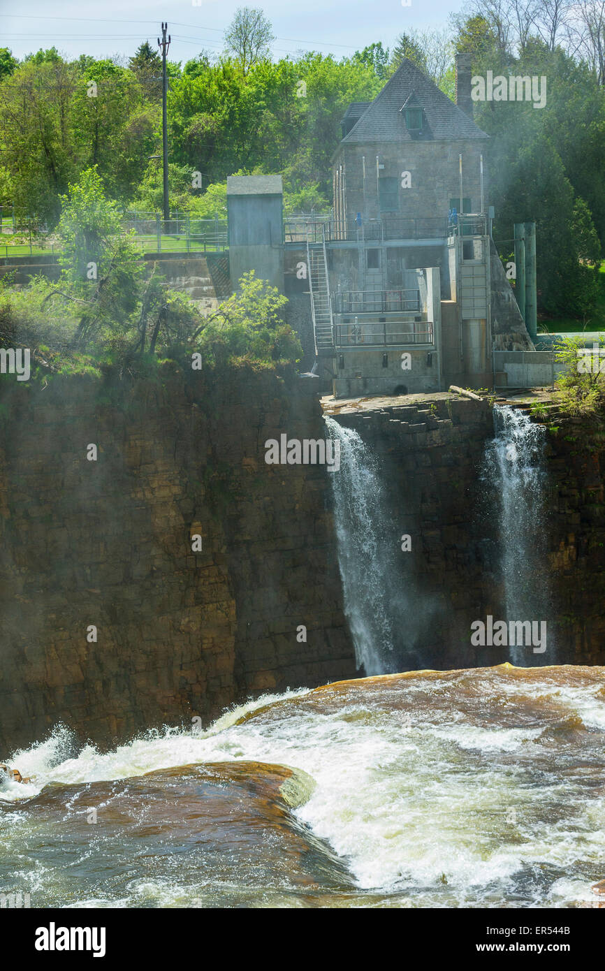 Ein Blick auf die Rainbow Wasserkraftwerk in Keeseville, Upstate New